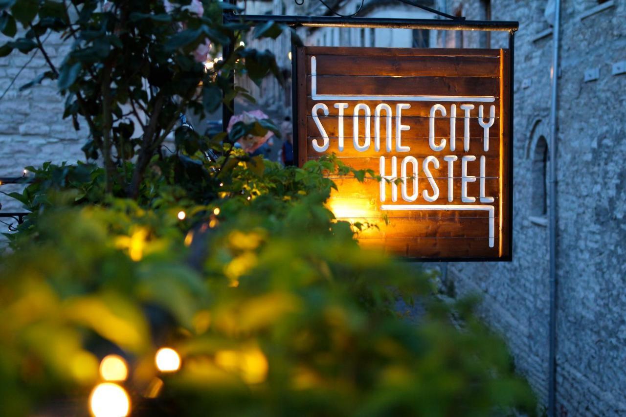 Stone City Hostel Gjirokastër Exteriör bild